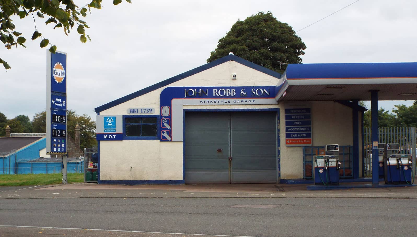 Robb’s Garage in 2016